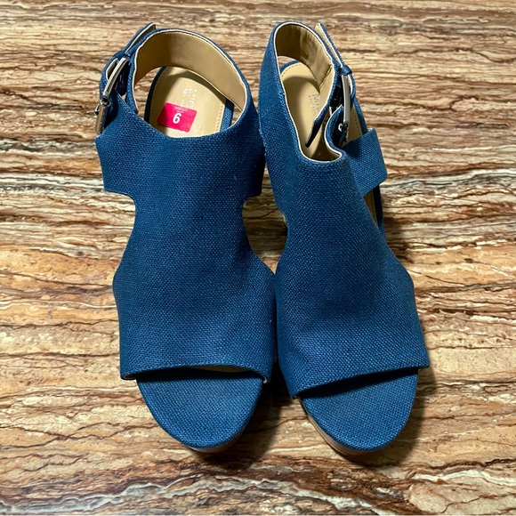 🌼Michael Kors 🌹PRE-LOVED☘️ Size 9 EUC - Picture 3 of 8